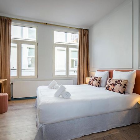 Shway - The Saffron Dress Villa Antwerp Luaran gambar